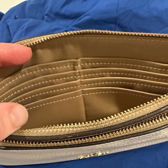 Coach Ivory and Tan Leather Wristlet - Picture 6 of 9